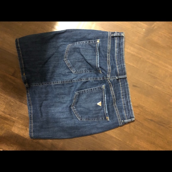 NWOT Guess 28 Jean Skirt - Picture 2 of 4